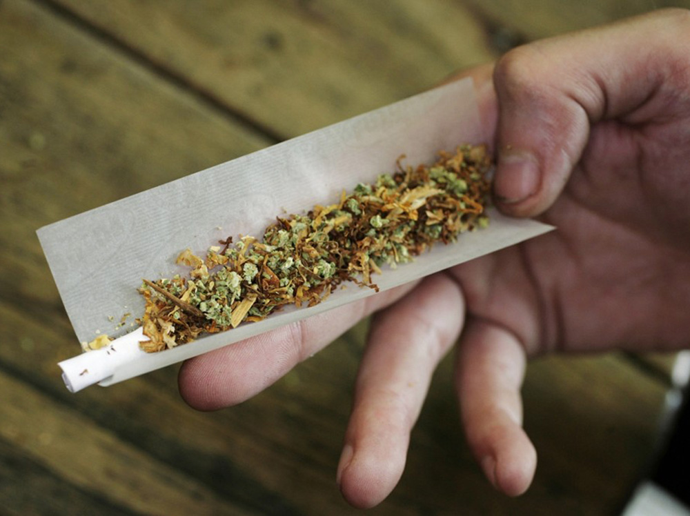 Gürcüstanda marixuanadan istifadəyə görə həbs cəzası ləğv olunub