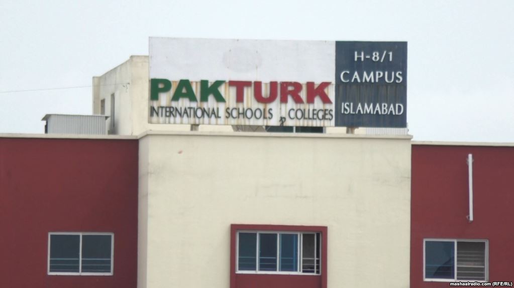 Pakistanda türk liseyinin keçmiş direktoru saxlanılıb