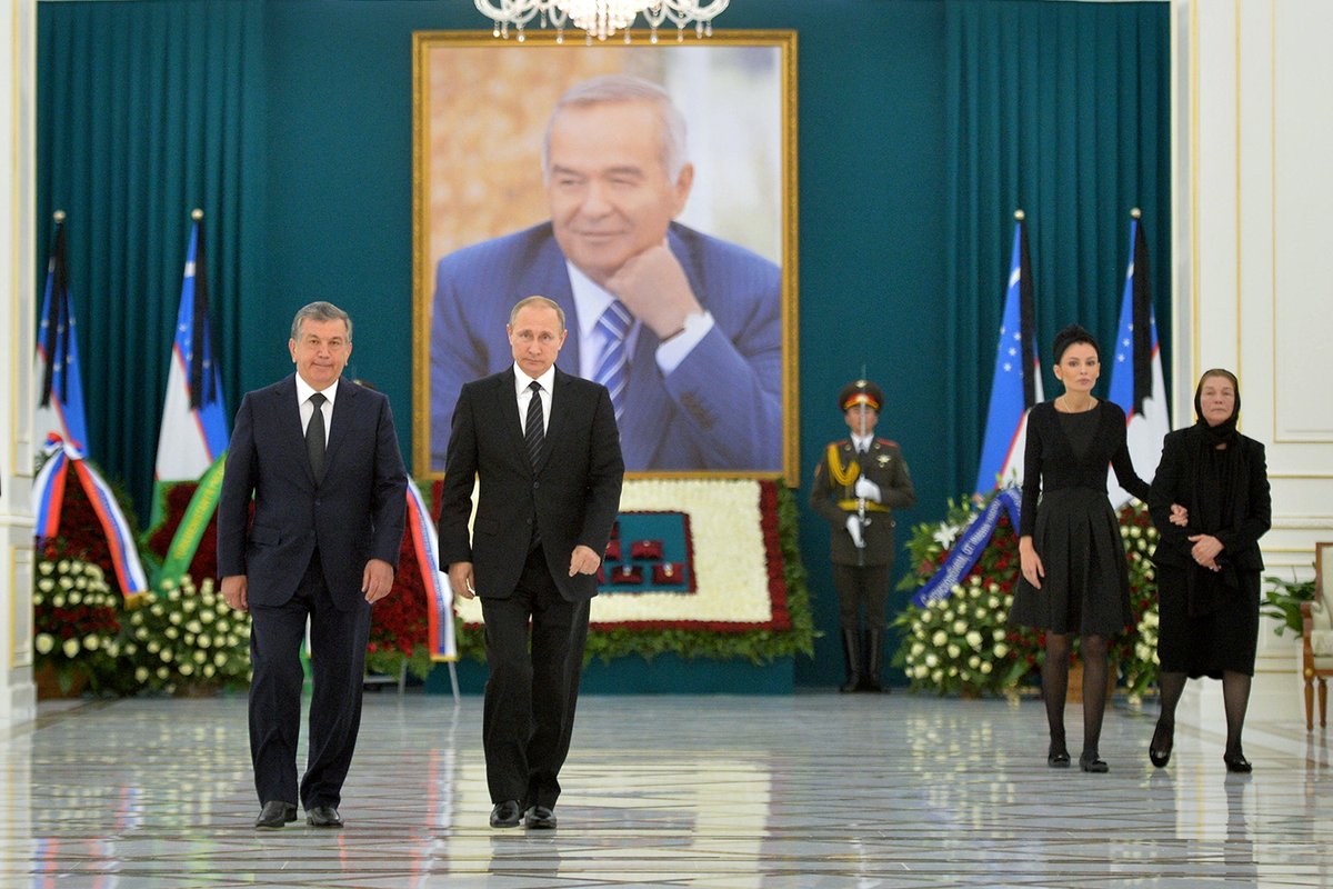 Putin İslam Kərimovun məzarını ziyarət edib - FOTO - VİDEO