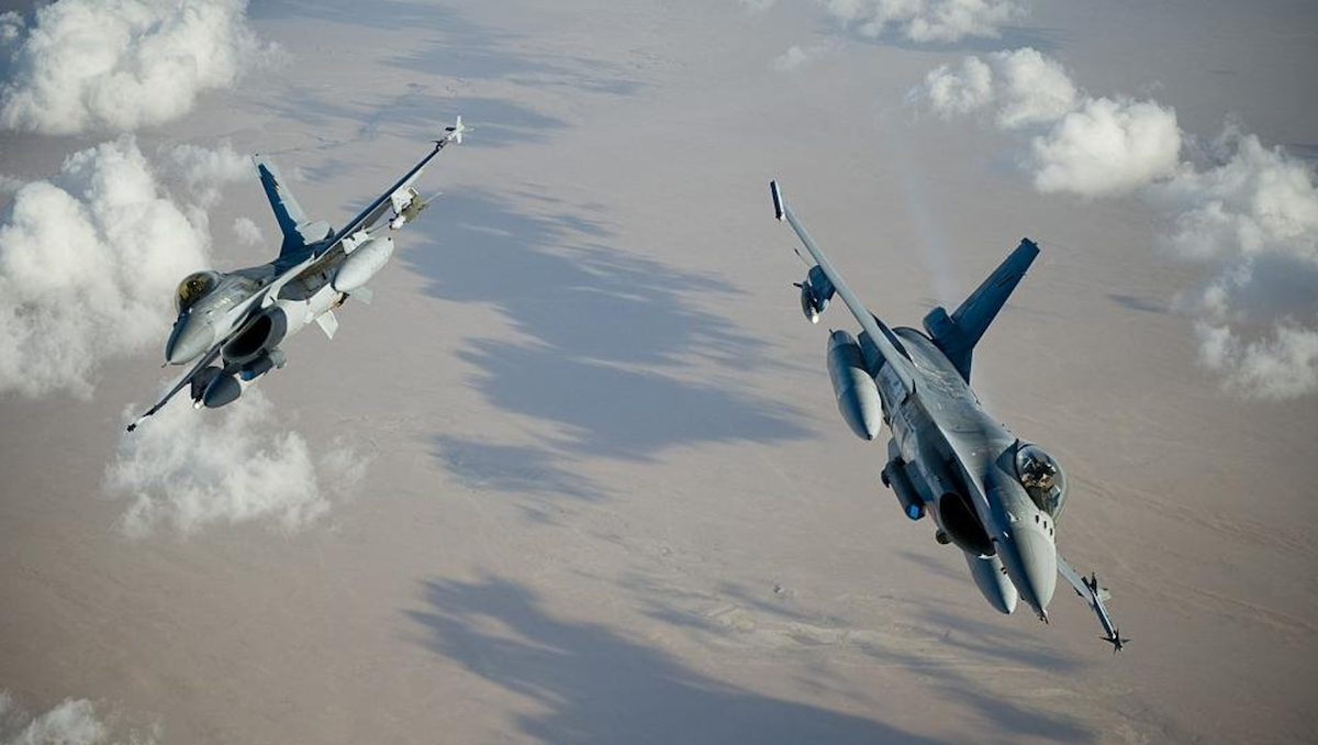 ABŞ qırıcıları Suriyada demokratik qüvvələrin mövqelərini vurub