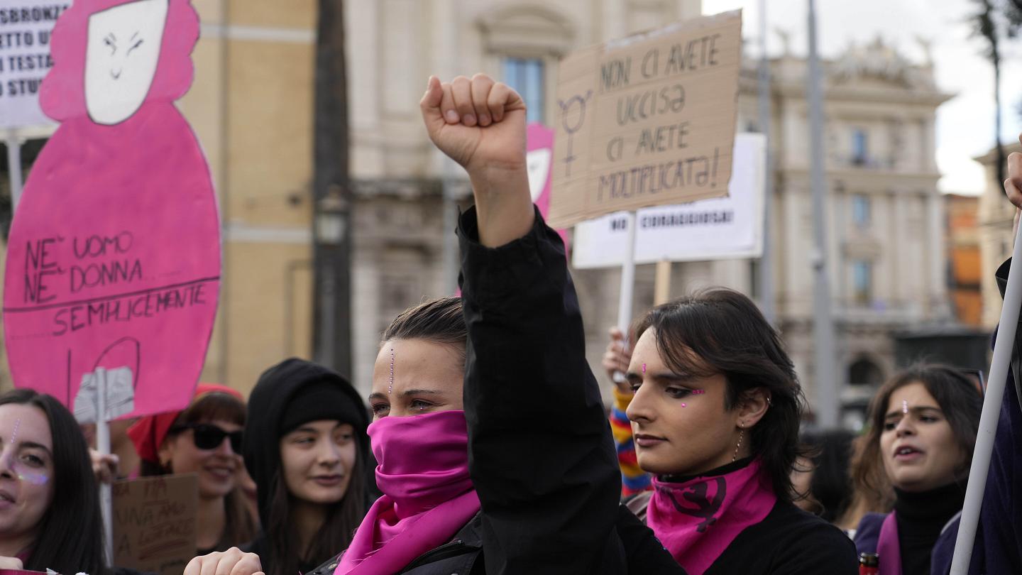 “Amnesty International”: "2021-ci ildə və 2022-ci ilin əvvəlində baş verənlər milyonlarla qadının hüquq və ləyaqətinin əzilməsinə səbəb olub"