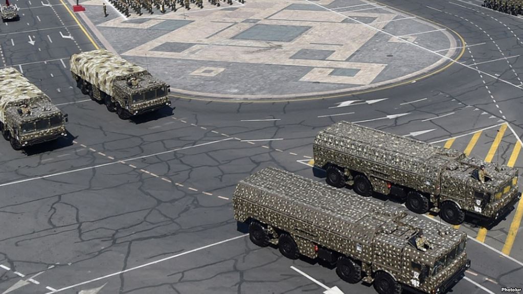 Ermənistan Rusiyadan daha 100 milyon dollarlıq silah alır