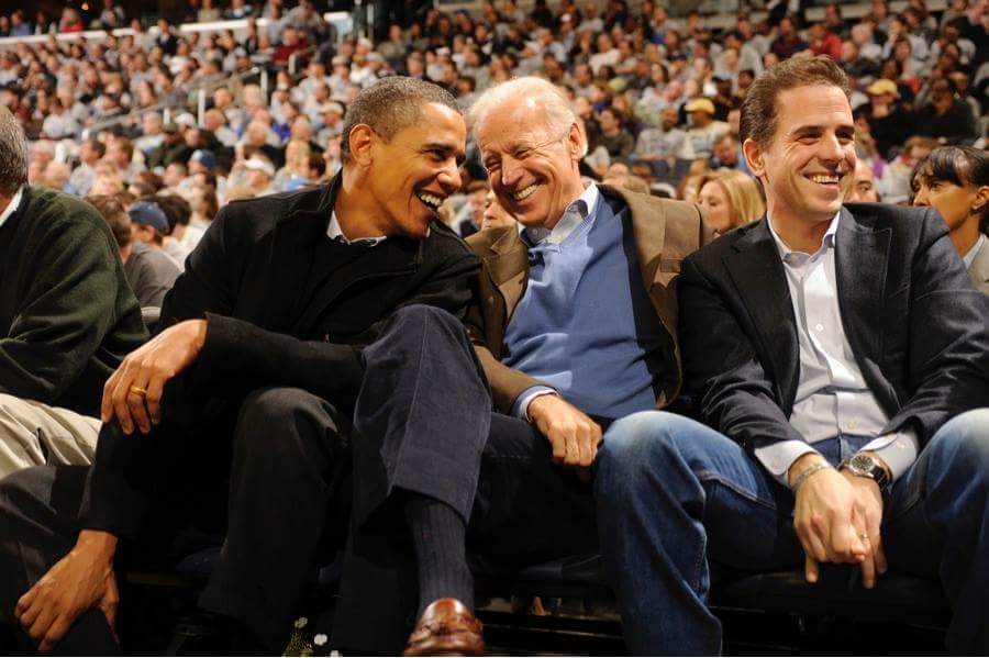 8 il prezidentlikdən sonra evinə qatarla getdi [Video]