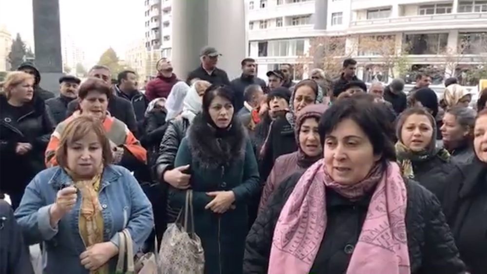 Şəhid ailələrinin 5-ci etirazı: 'Prezident cavab versin' [video] - yenilənir