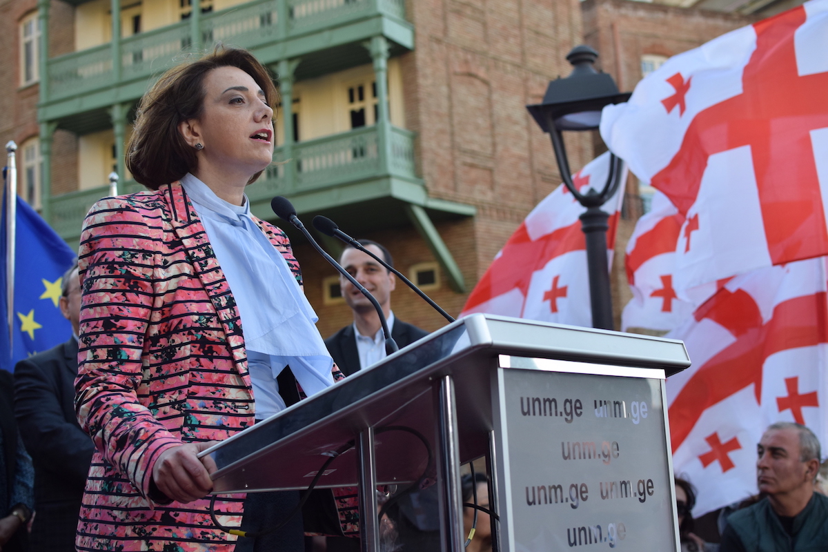 Gürcüstan müxalifəti daxili işlər və təhlükəsizlik nazirlərinin istefası tələb edir