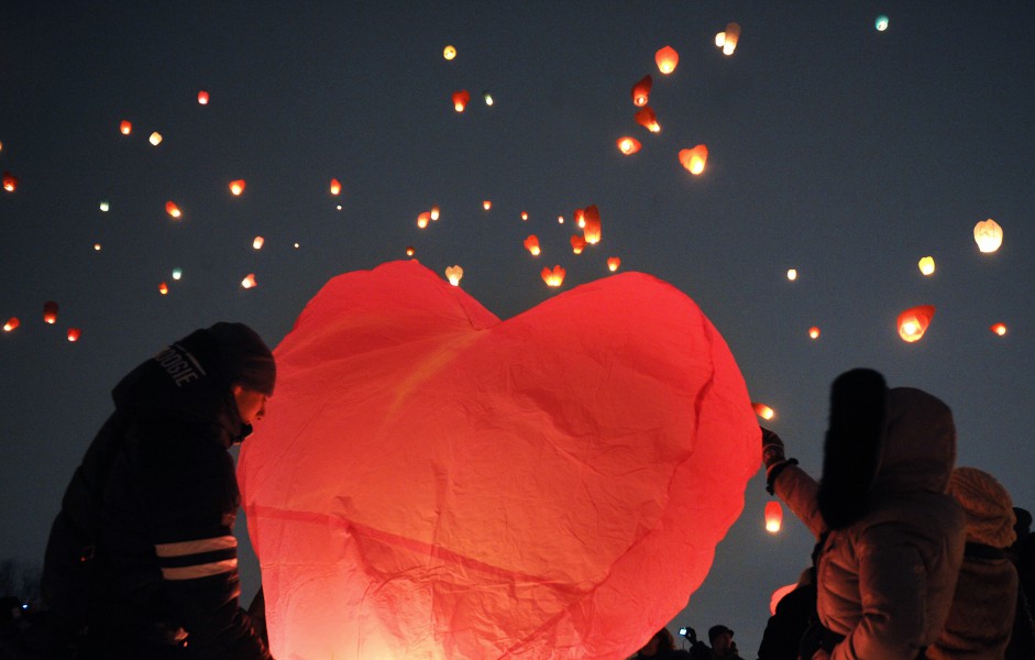 Pakistanda məhkəmə Sevgililər Gününün qeyd olunmasını qadağan edib