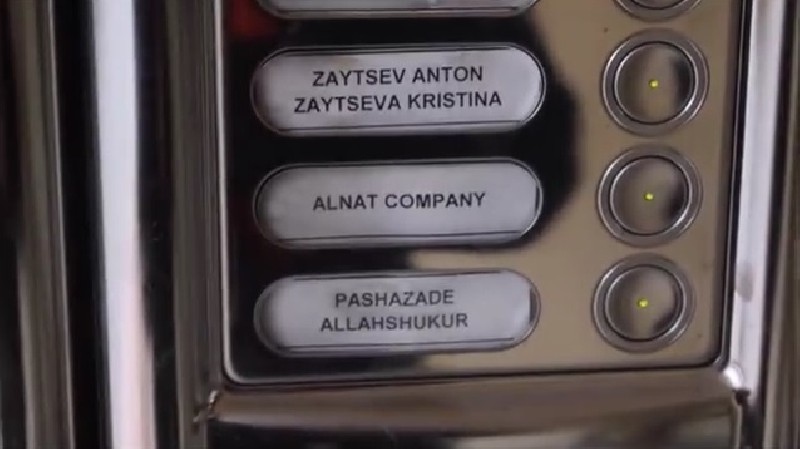 Bloger Karlovı Varıda Allahşükür Paşazadənin mülklərini tapdığını iddia edir