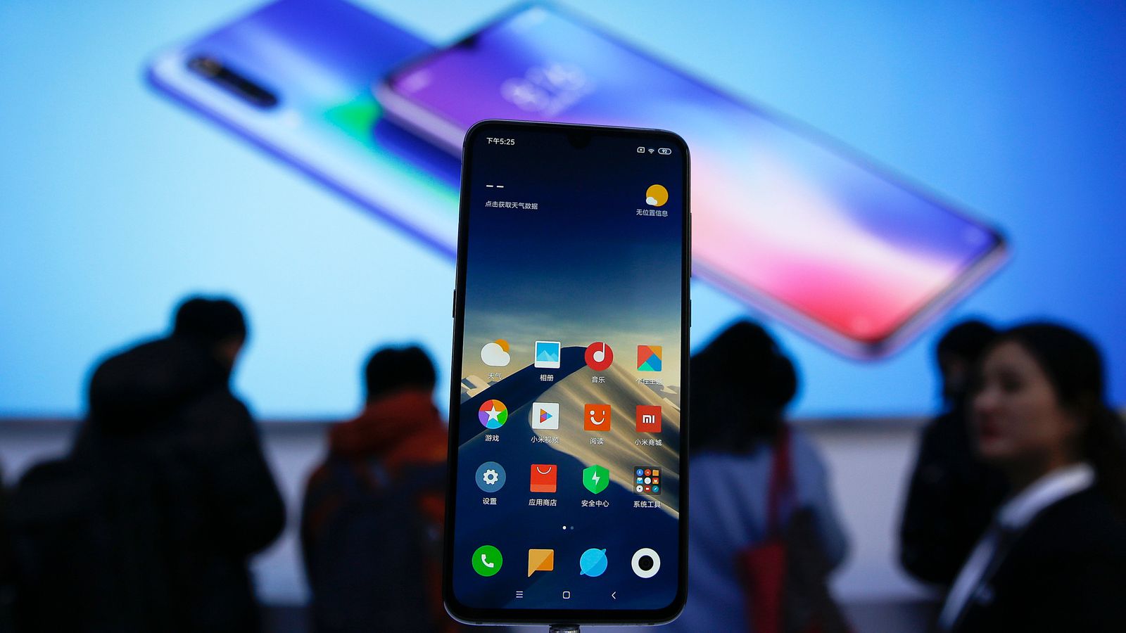 Litvanın Müdafiə Nazirliyi vətəndaşlara Çin istehsalı smartfonlardan imtina etməməyi tövsiyyə edib