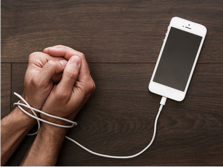 Smartfon asılılığı narkomaniyadır, ancaq ondan qurtulmaq mümkündür