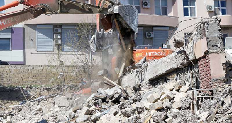 Nəsimi rayon İcra Hakimiyyəti fırıldaqçılıqda ittiham olunanlarla müqavilə bağlayıb