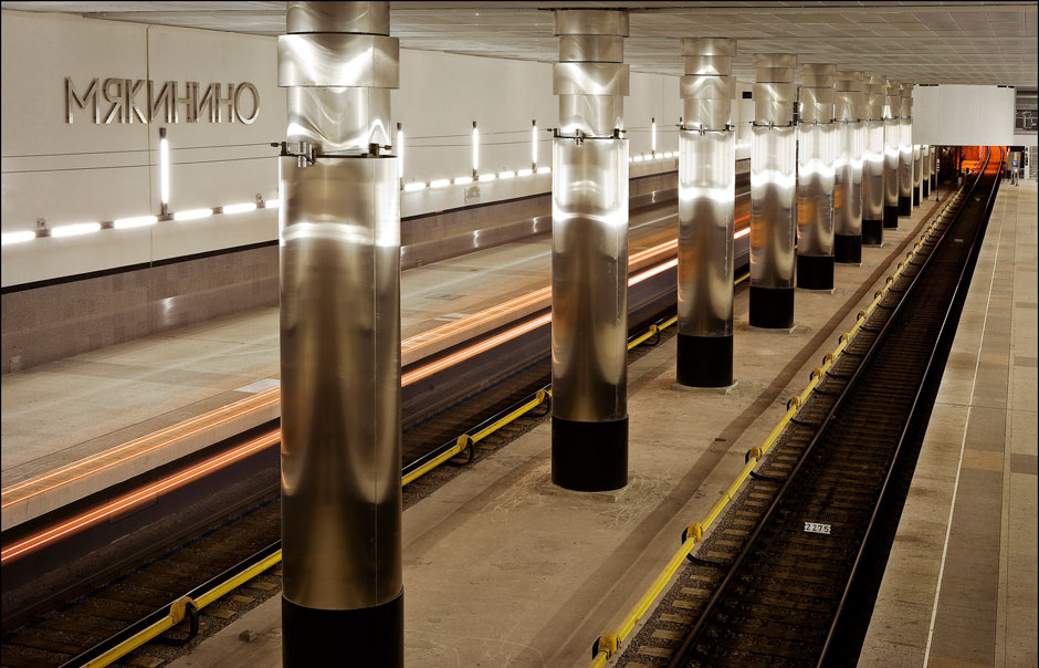 Araz Ağalarovun sahibi olduğu metro stansiyası bağlanır