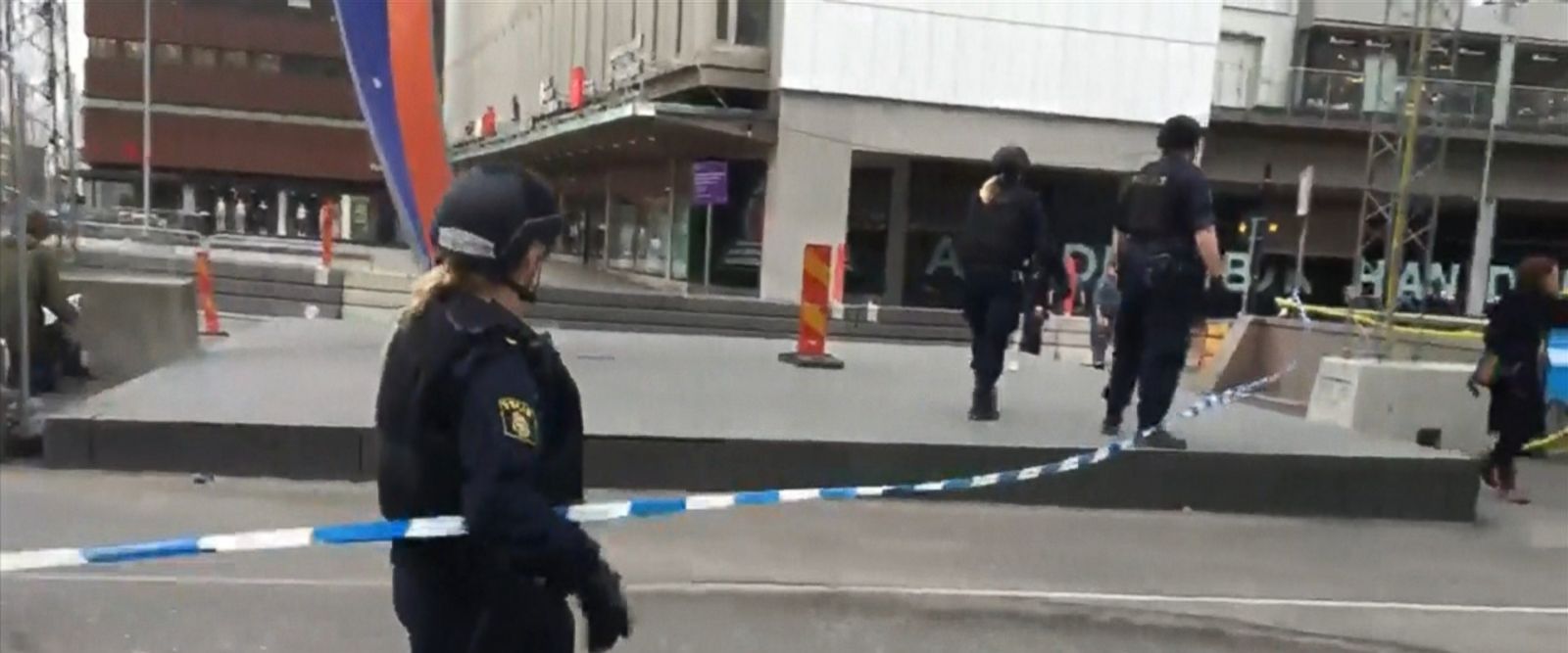 Stokholmda terror aktı törədilib [ölənlər və yaralananlar var - fotolar]