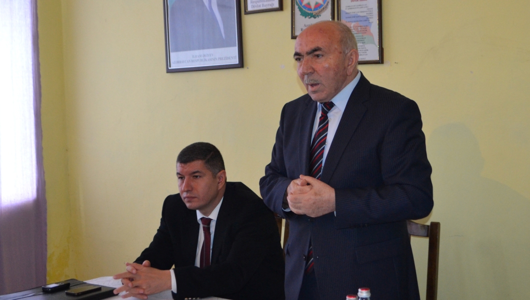 “Sənin nə icazən var mənim evimi çəkirsən, kimdən icazə almısan?”