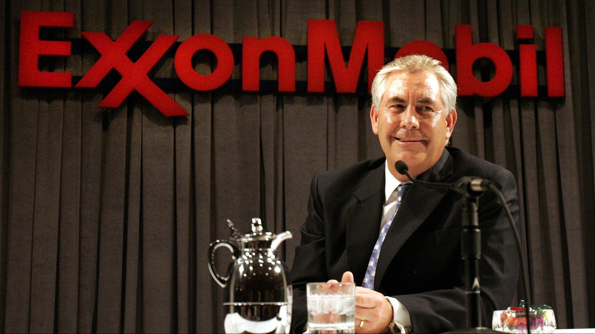 "Exxon Mobil" şirkəti Rusiya sanksiyalarını pozmaqda ittiham olunur