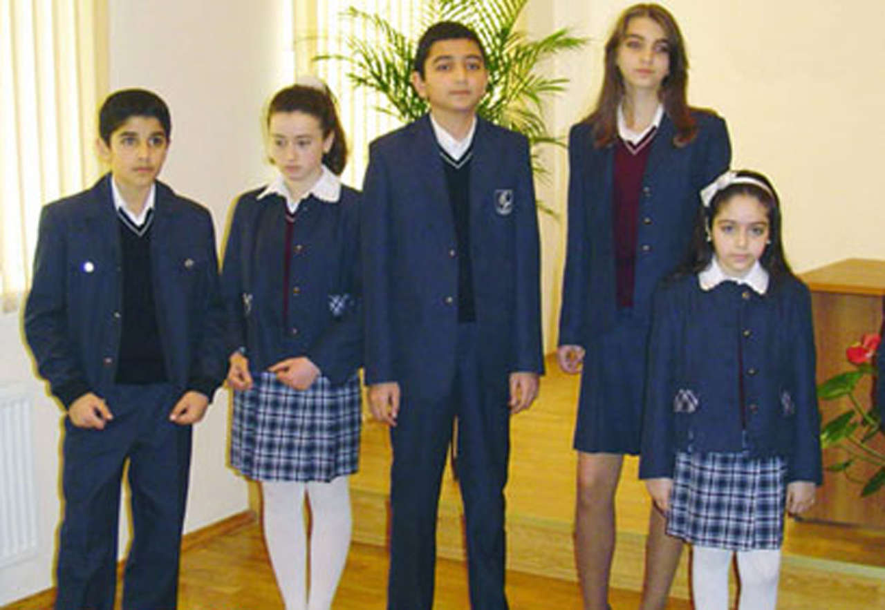 Yeni bir məktəb forması almağa ehtiyac yoxdur