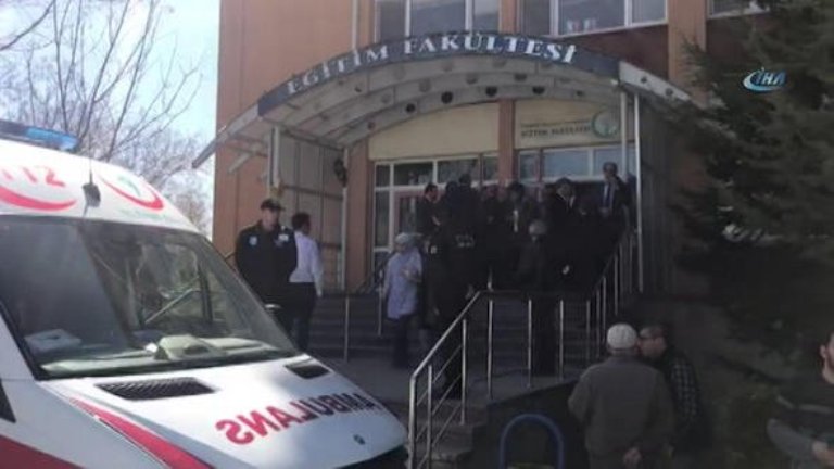 Türkiyədə universitetdə dəhşət: 4 nəfər güllələnərək öldürüldü