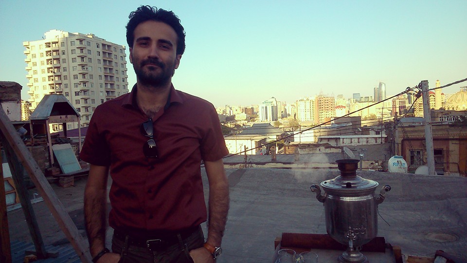 Gənc fəala 15 sutka verilib