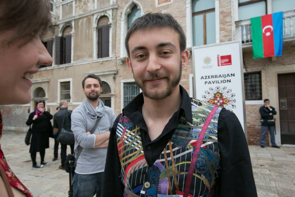 Bakıda mühafizəçilər gənc rəssamı ölümcül döydü