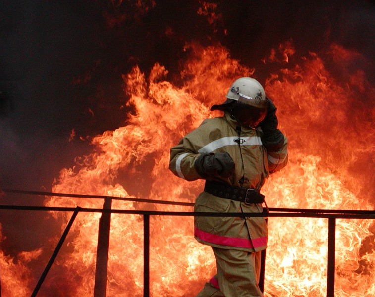 Məscidi yandırmaq istəyən şəxs həbs olunub