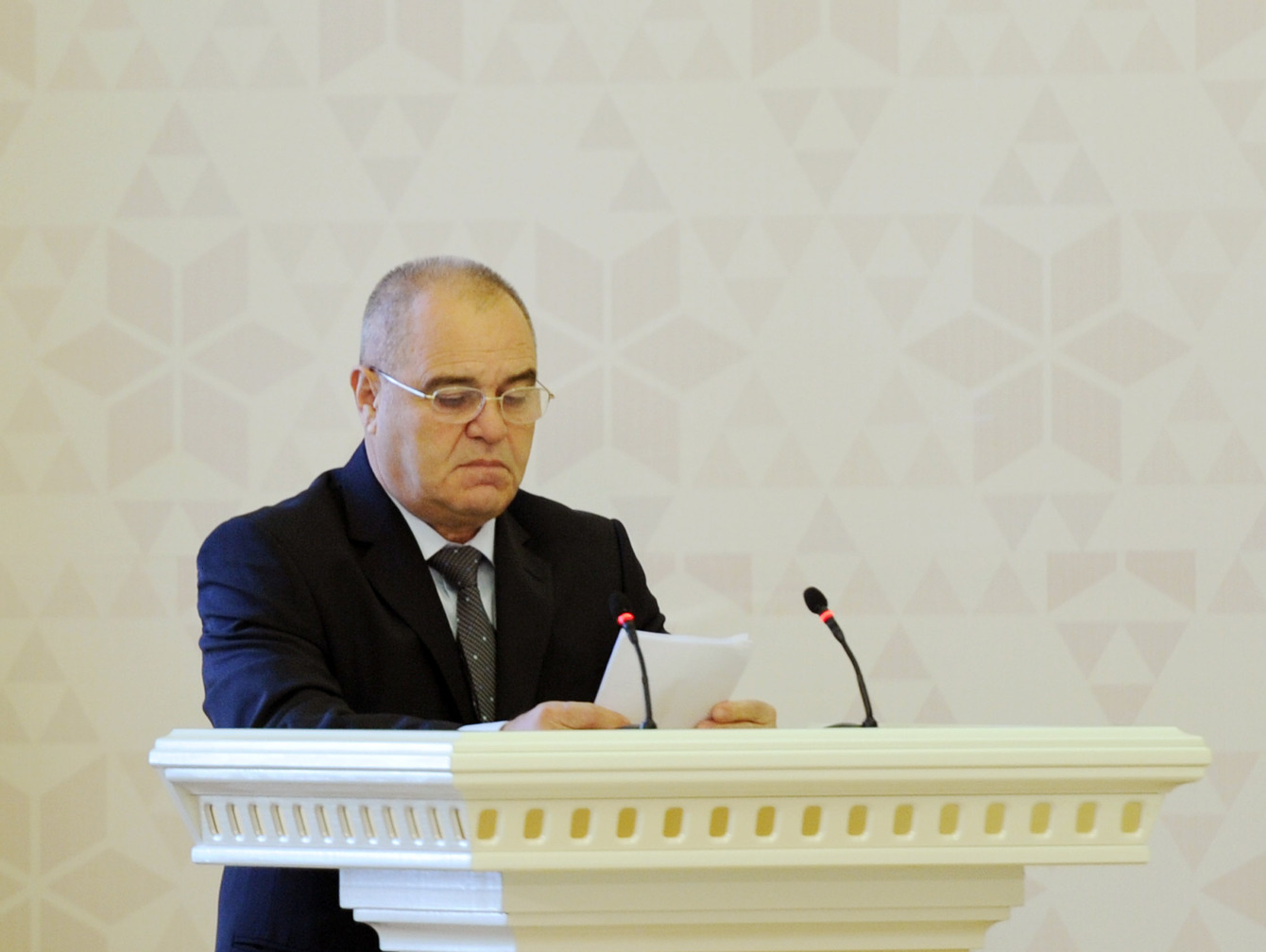 "Azəristiliktəhcizat” 79 min manat vergi borcu olan şirkətə tender verib