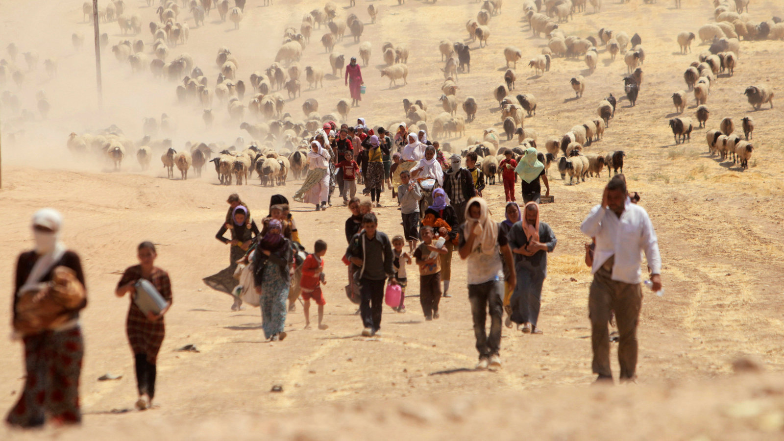 Almaniyada yezidi qız uşağının ölümünə göz yuman keçmiş İŞİD üzvü qadına 10 il həbs cəzası verilib