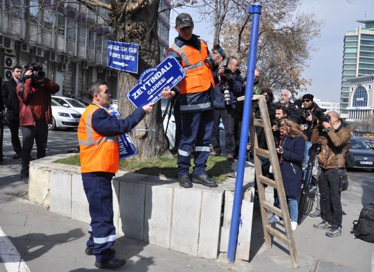 ABŞ-ın Türkiyədəki səfirliyinin yerləşdiyi küçəyə "Zeytun Budağı" adı verilib