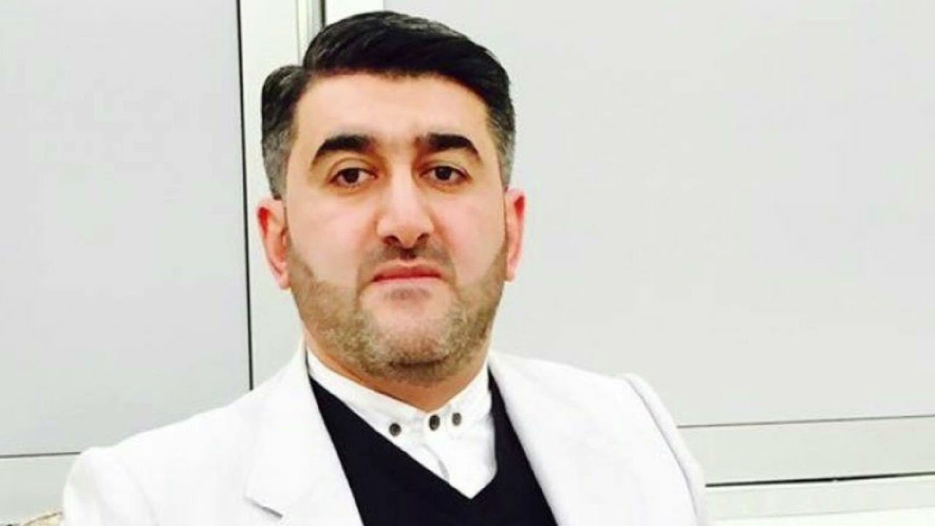 Baş Prokurorluq çimərliyə gedən qadınları təhqir edən din xadiminə xəbərdarlıq edib