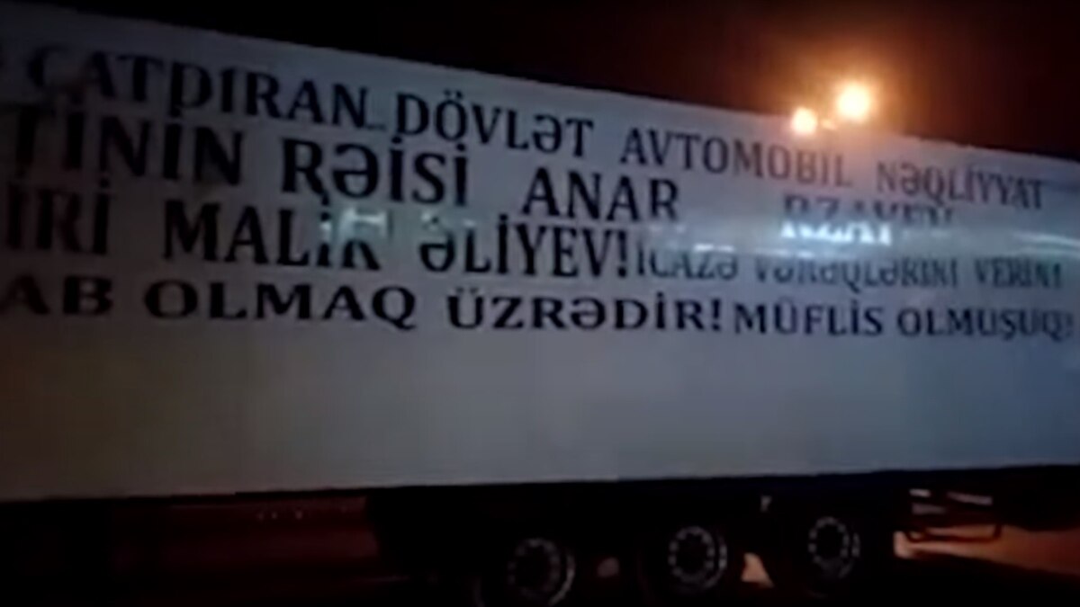 Bakıda yolu bağlayan TIR sürücüsünün məhkəməsi başlayıb