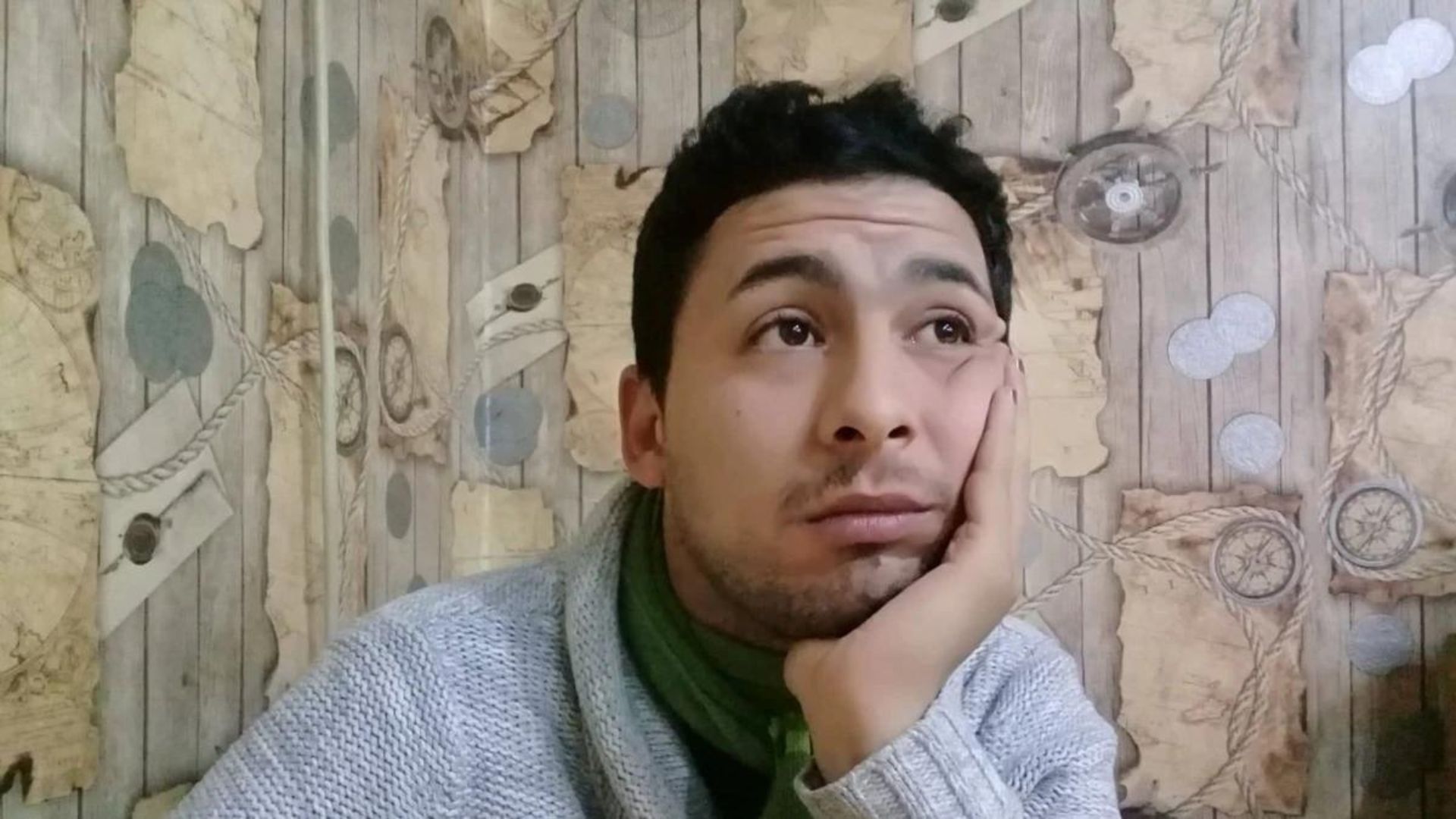 Mehriban Əliyevanın ad gününü şikayətli şeirlə təbrik edən şair polisə çağırılıb