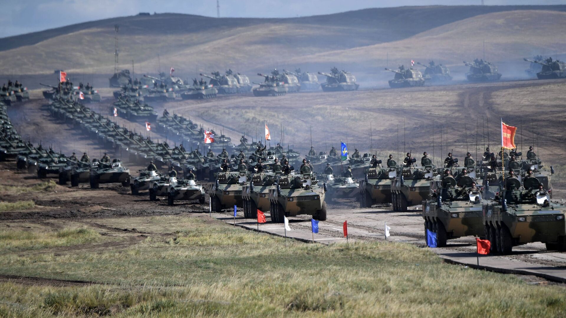 Azərbaycan hərbçiləri Rusiyada “Vostok-2022” təlimlərində iştirak edirlər