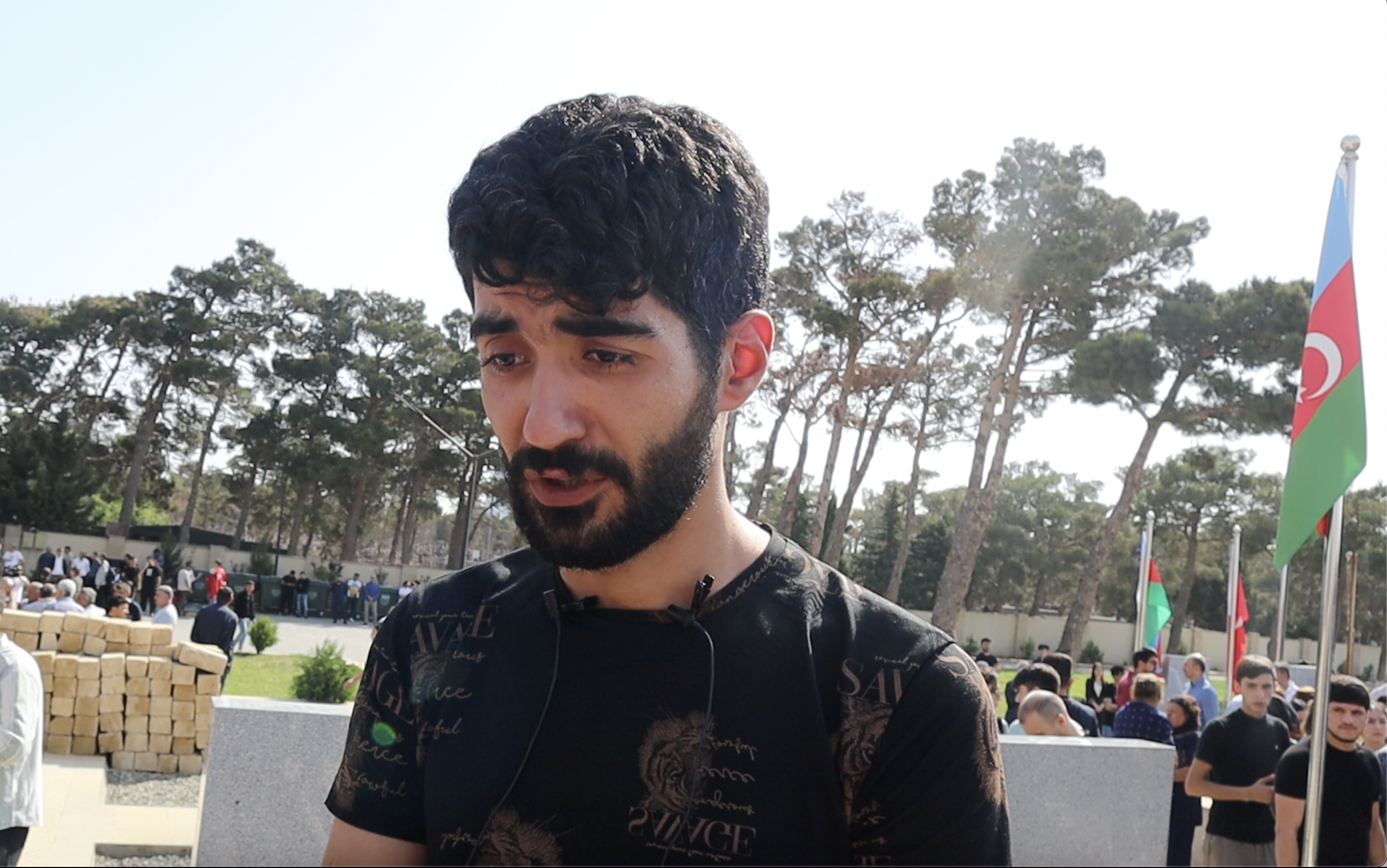 Sənan Əhmədov: "Nazirlikdə “Sən ailə sayılmırsan” deyəndə mən gəlib evdə intihara cəhd elədim"