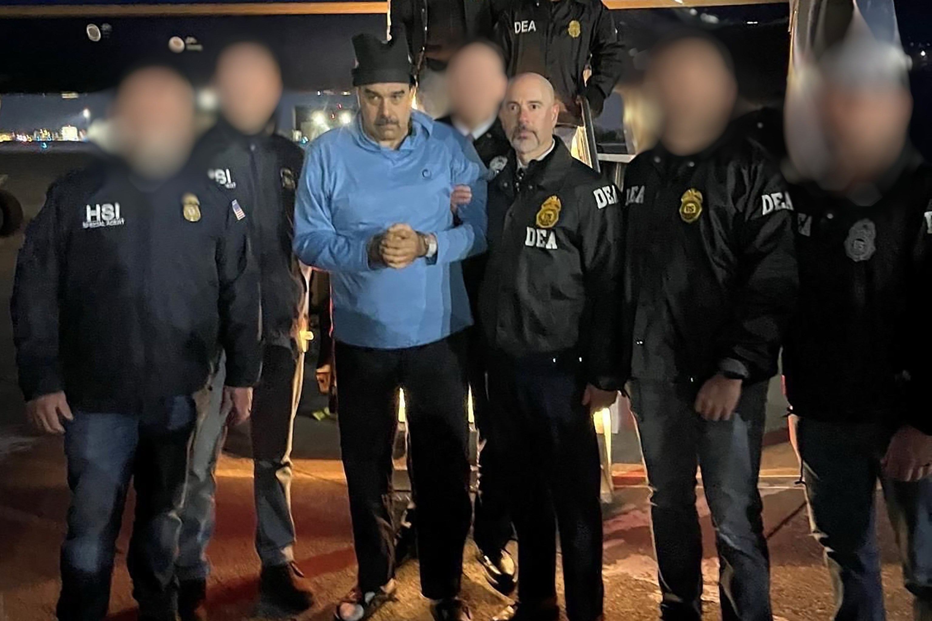 “The New York Times”: ABŞ əməliyyatında azı 80 nəfər ölüb, Maduro bu gün məhkəmə qarşısına çıxarılacaq