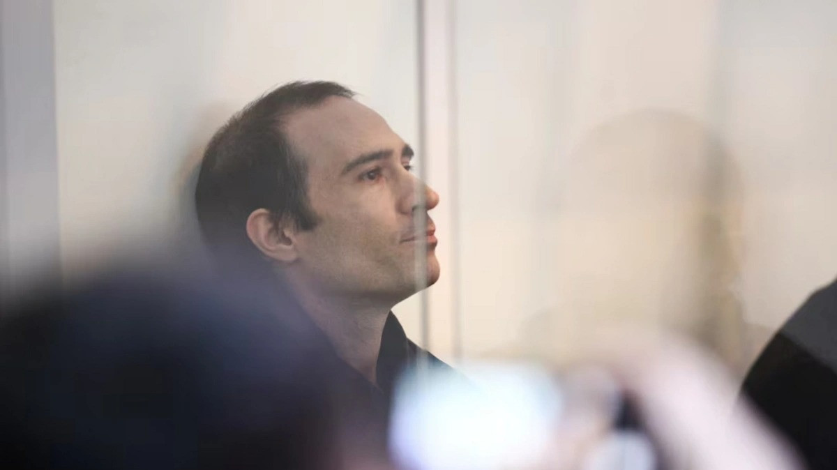 Casusluqda ittiham olunan fransalı iş adamı 10 il həbsə məhkum edilib