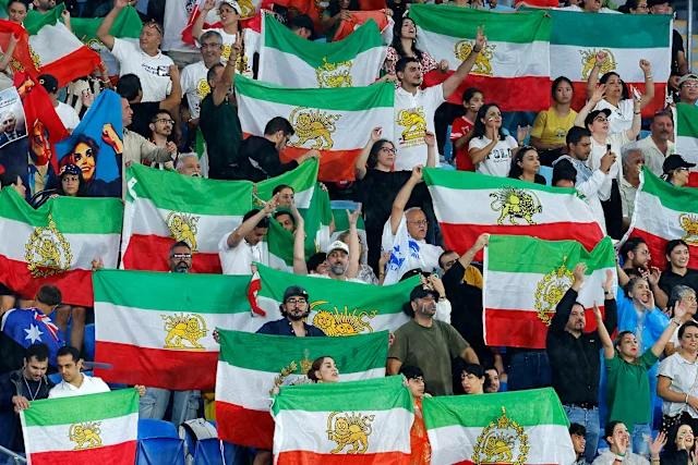 FIFA Dünya Çempionatında İranın şah dövrünə aid bayrağını qadağan edəcək