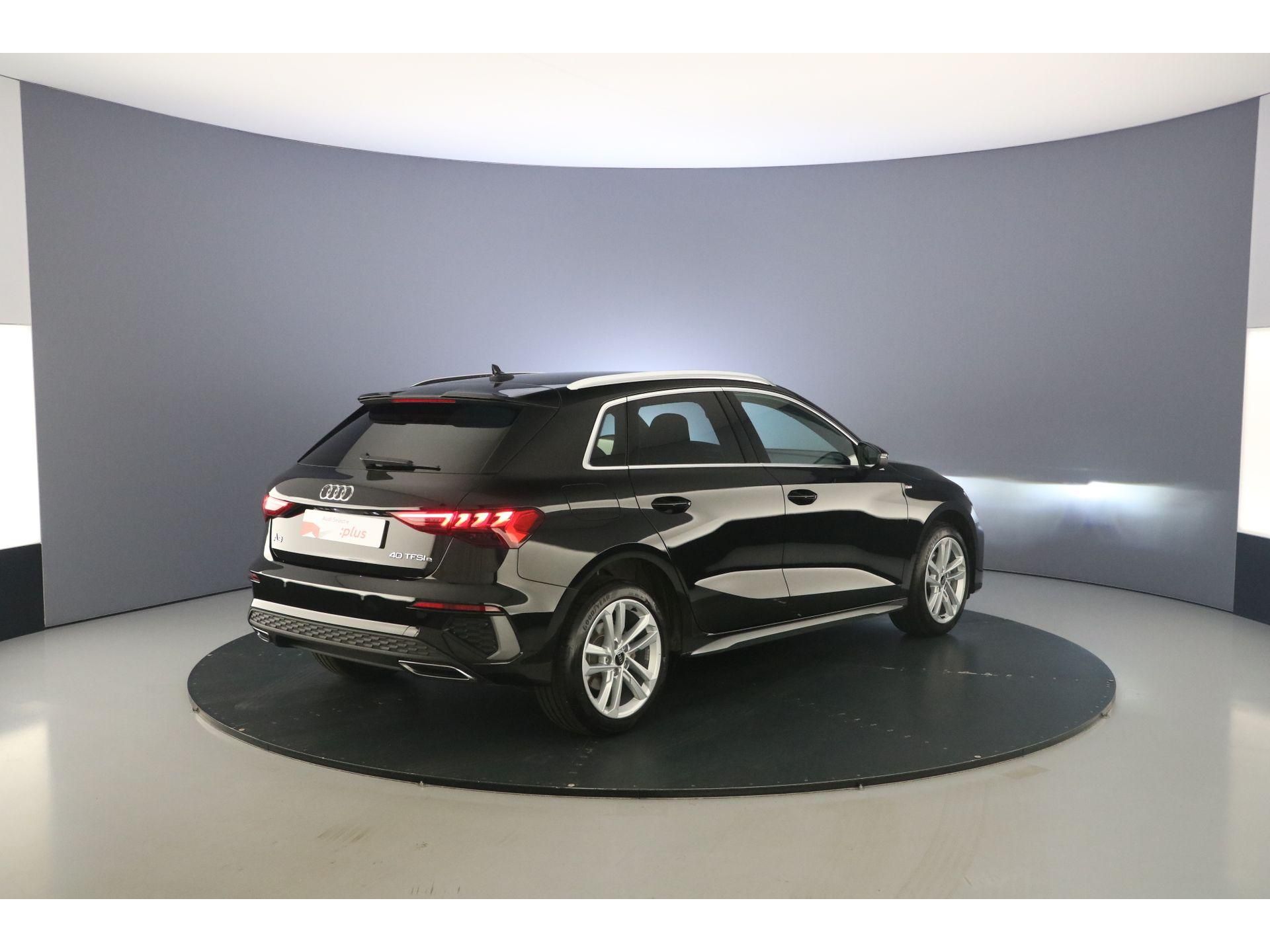 Velgen, 5-parallelspaak, 8Jx17, bandenmaat 225/45 R17
