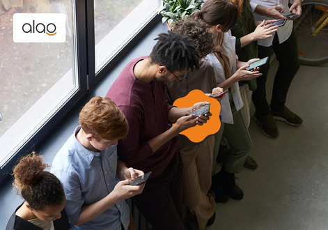 Handy-Knigge: Wir zeigen dir die 5 wichtigsten Smartphone-Benimmregeln