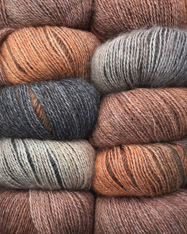 Garn Dolce, Brun/grå/natur