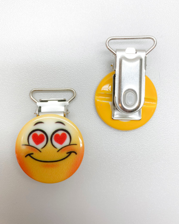 Clips Emoji Forelsket 18 mm