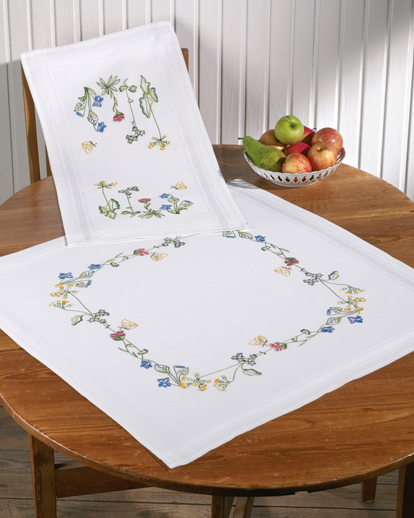 Mitteldecke Sommerblumen miit oder ohne Garn