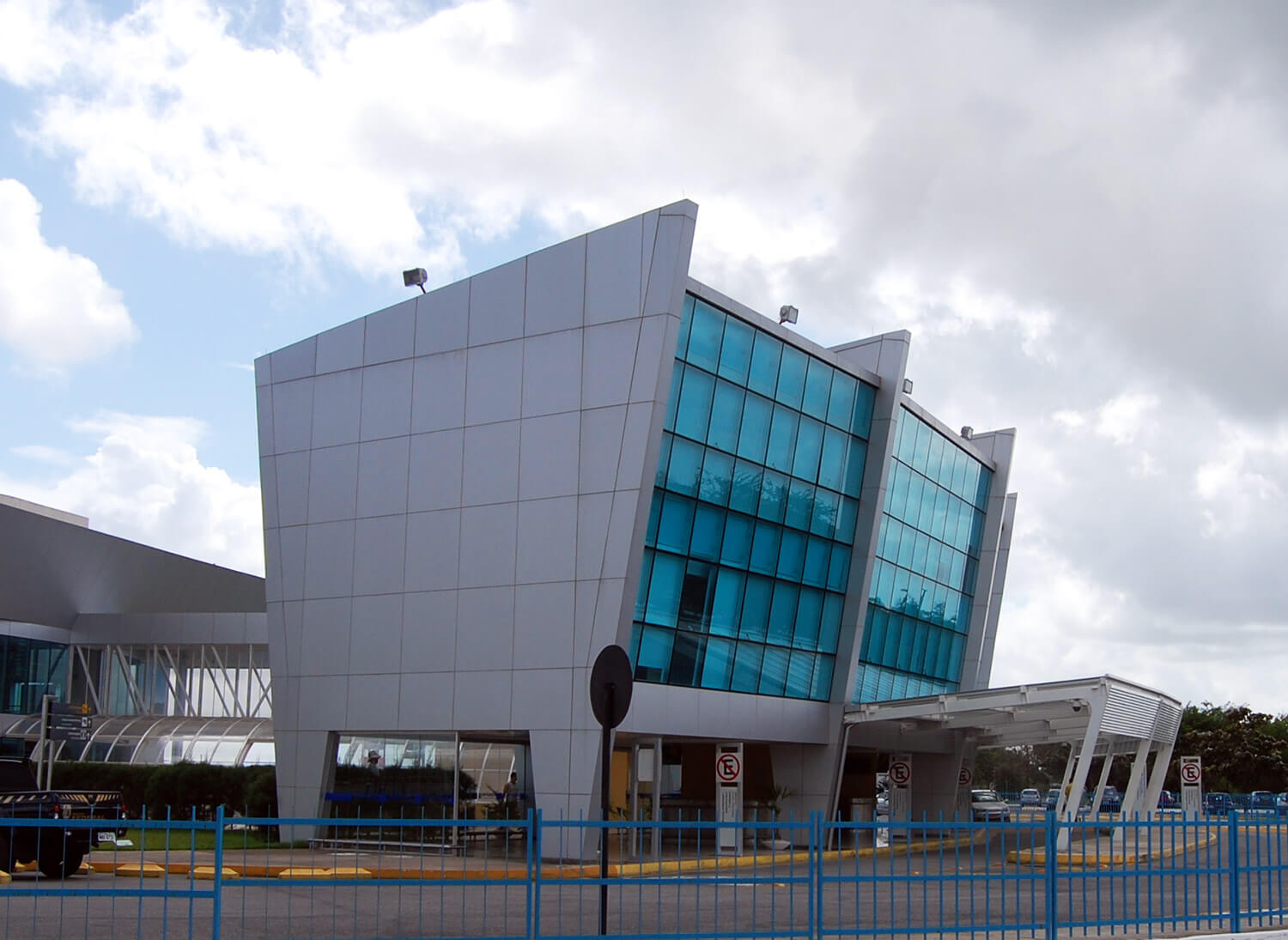 Aeroporto Internacional Presidente Castro Pinto