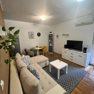 Two Bedroom Apartment Ideal Novi Sad Sajmiste