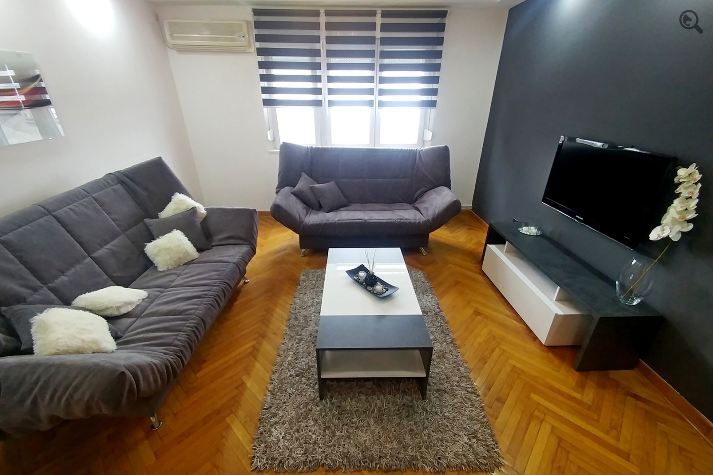 Two Bedroom Apartment Jim Belgrade Savski Venac