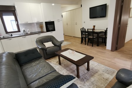 apartmani beograd zvezdara apartman rouz12