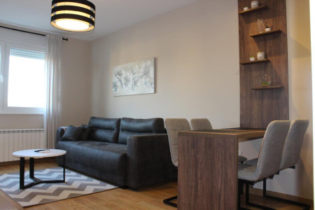 apartmani novi sad rotkvarija apartman premium 43