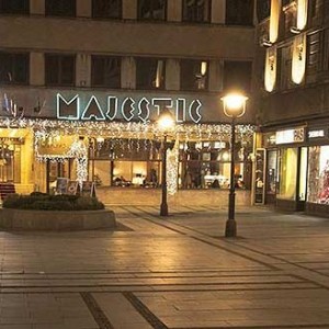 Apartmani u blizini hotela Mažestik