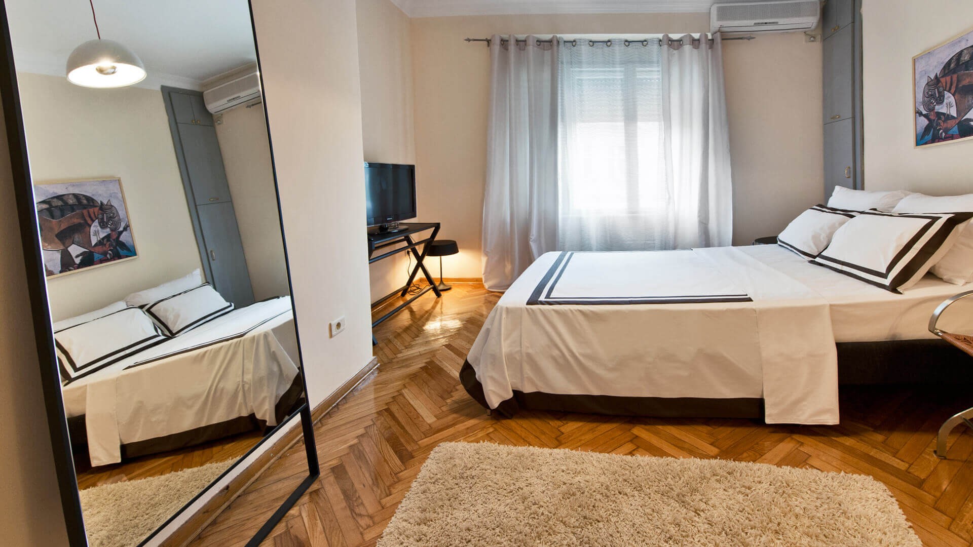 Apartman A17  Soba do ulice