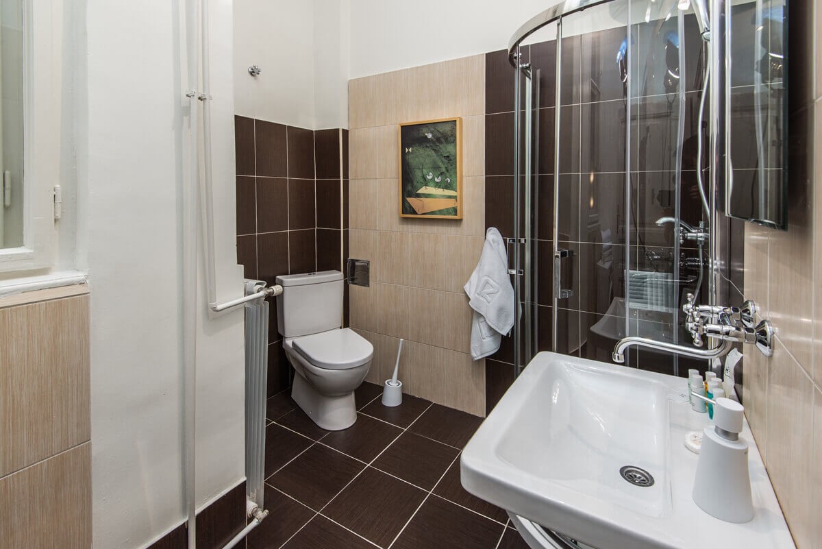 Apartman A33 Tuš u kupatilu