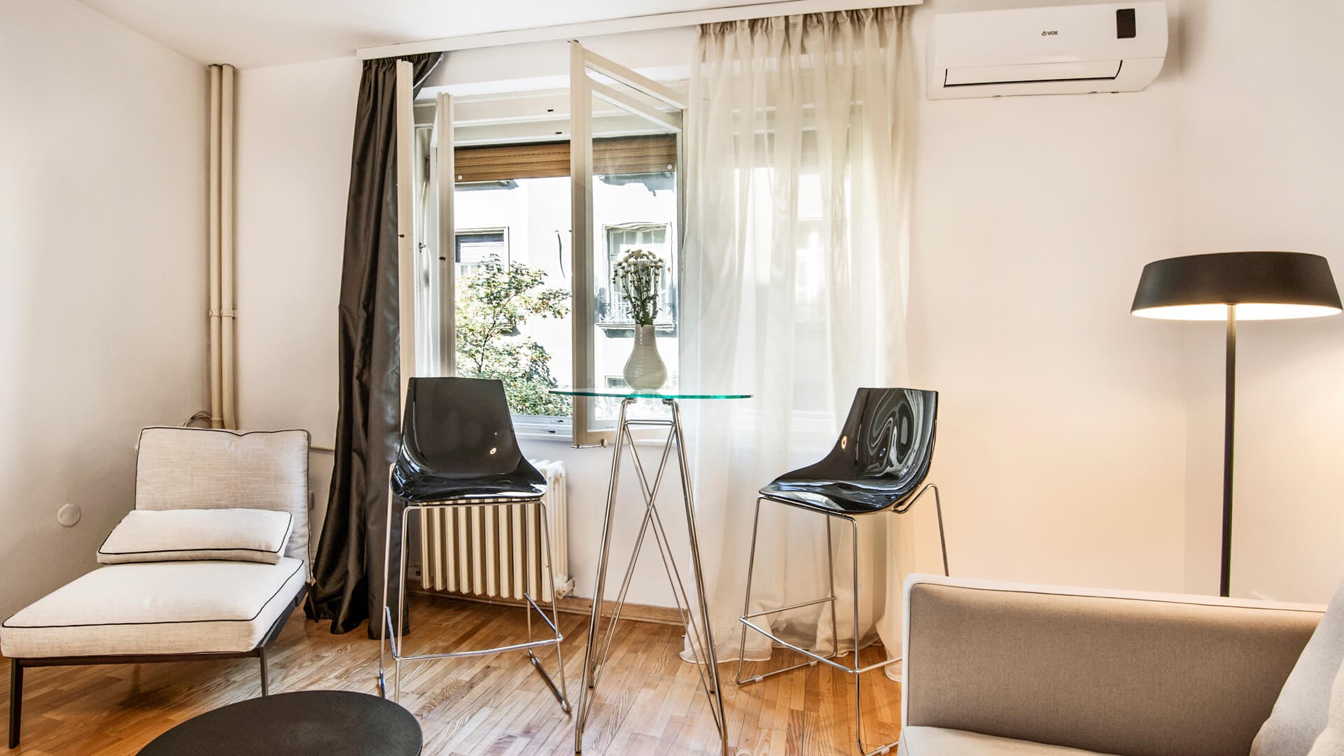 Apartman A42 Soba do ulice