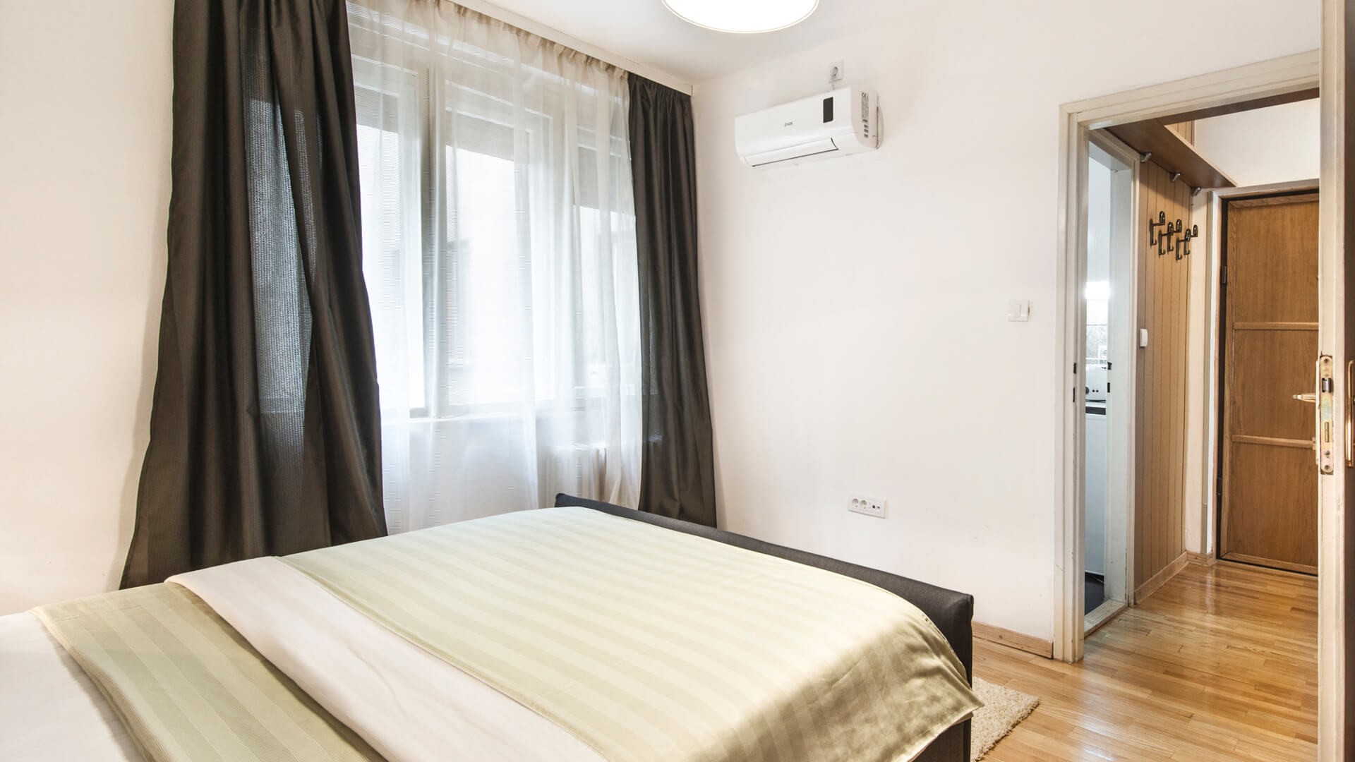 Apartman A42 Ulaz u sobu