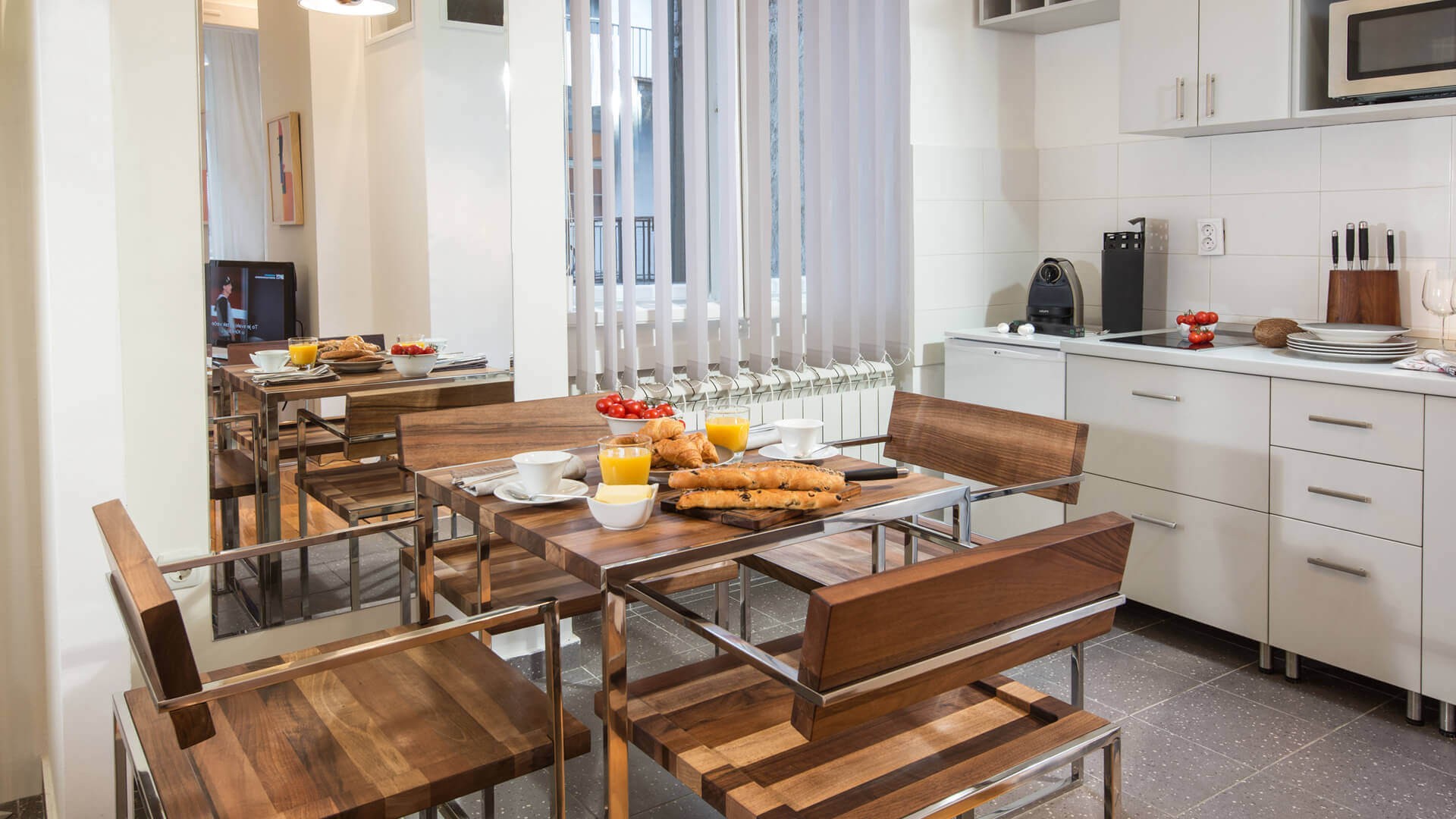 Apartman na dan A12 Trpezarija